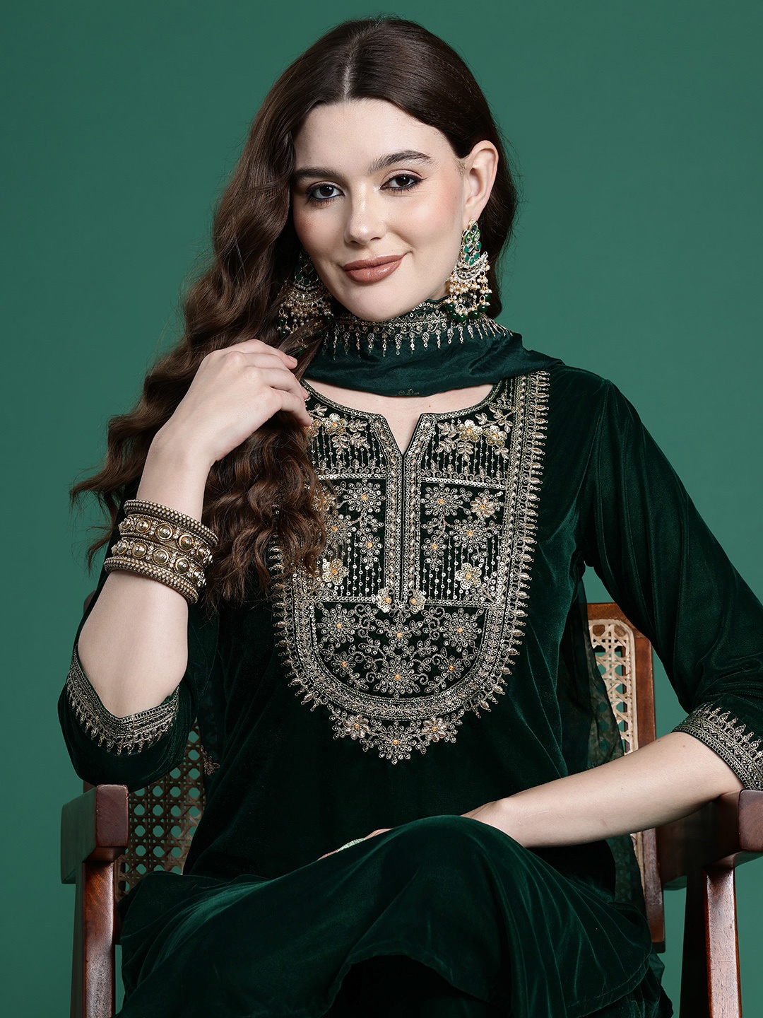 

Indo Era Ethnic Motifs Velvet Kurta with Trousers & With Dupatta, Green