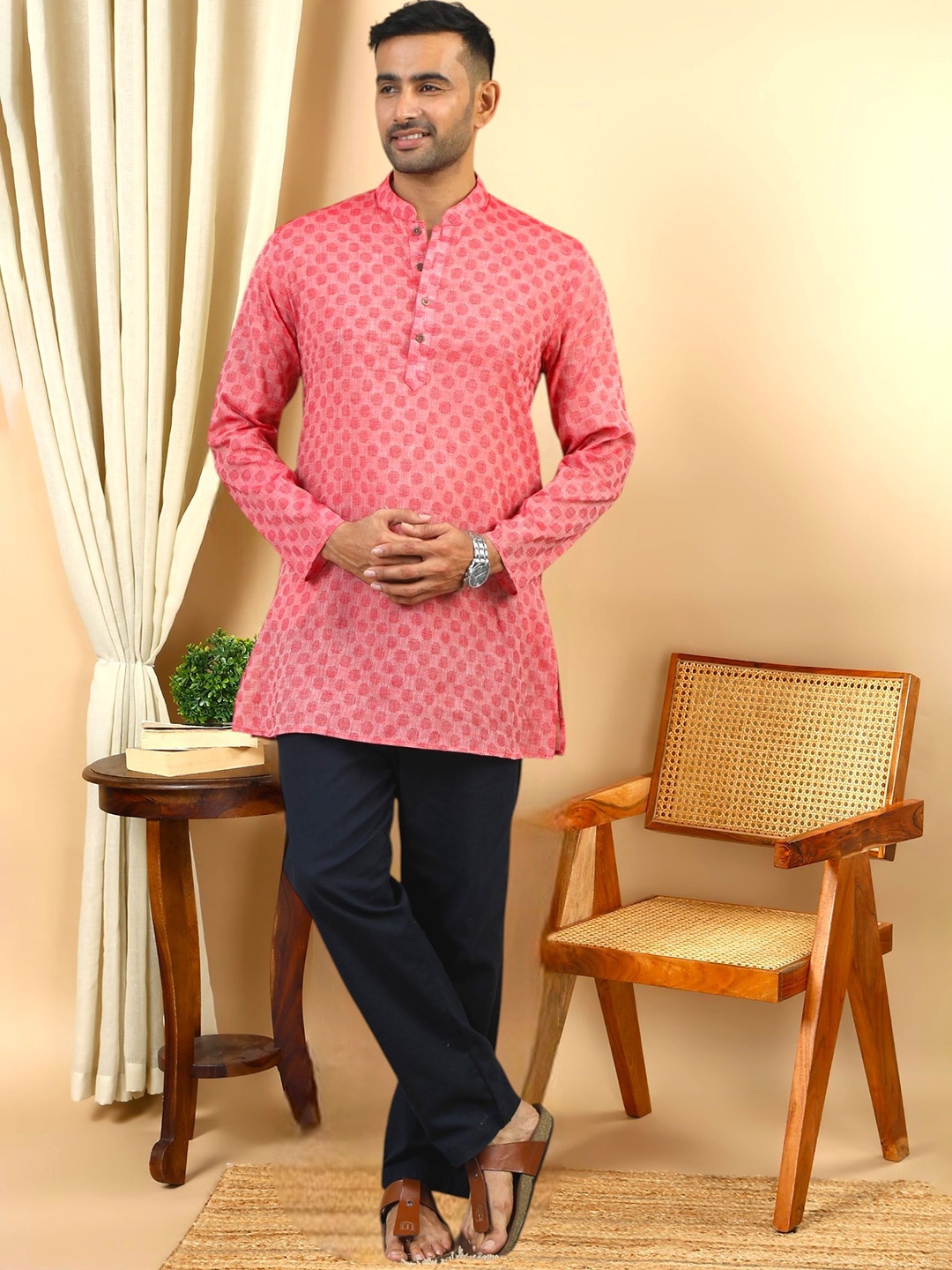 

TATTVA Woven Design Mandarin Collar Thread Work Cotton Straight Kurta, Red