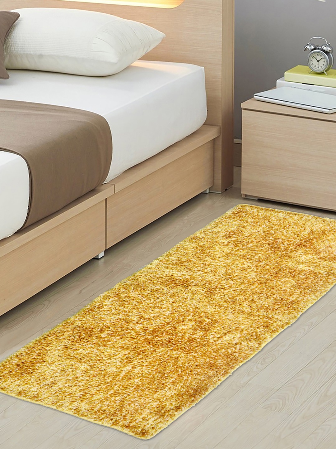 

FABINALIV Anti-Skid Large Size Bedside Runner, Gold
