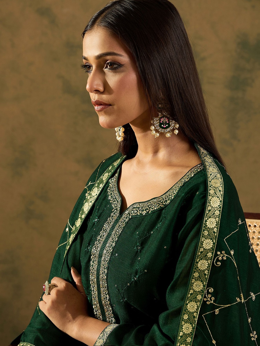 

Indo Era Women Floral Embroidered Regular Kurta with Trousers & With Dupatta, Green