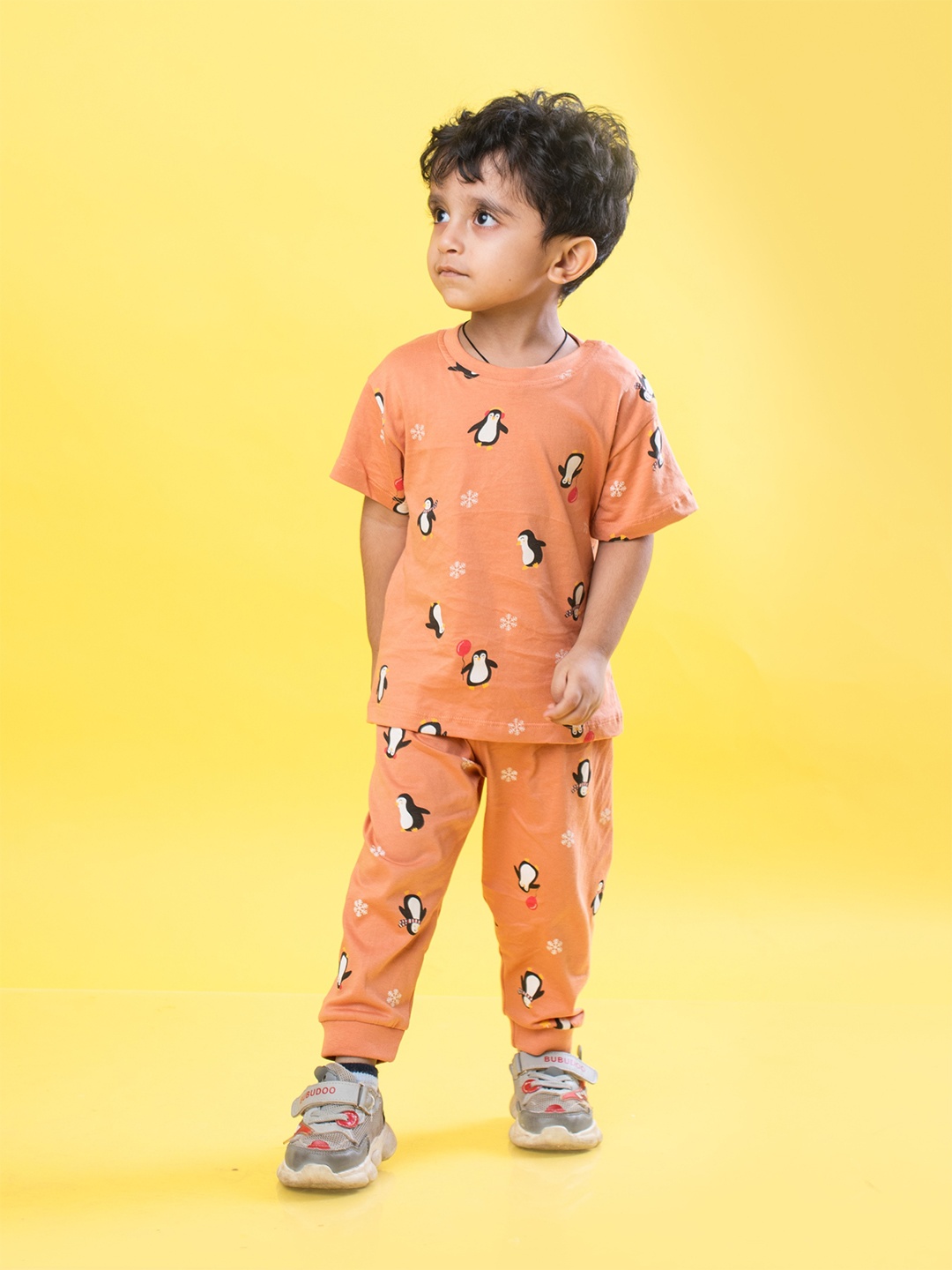 

Orange Sugar Unisex Kids Printed Pure Cotton T-shirt with Pyjamas, Brown