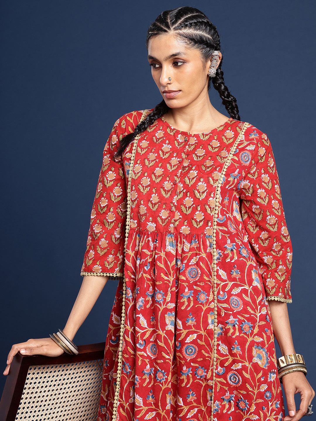 

Taavi Pure Cotton Ethnic Motifs Printed Sanganeri Kurta With Trousers, Red