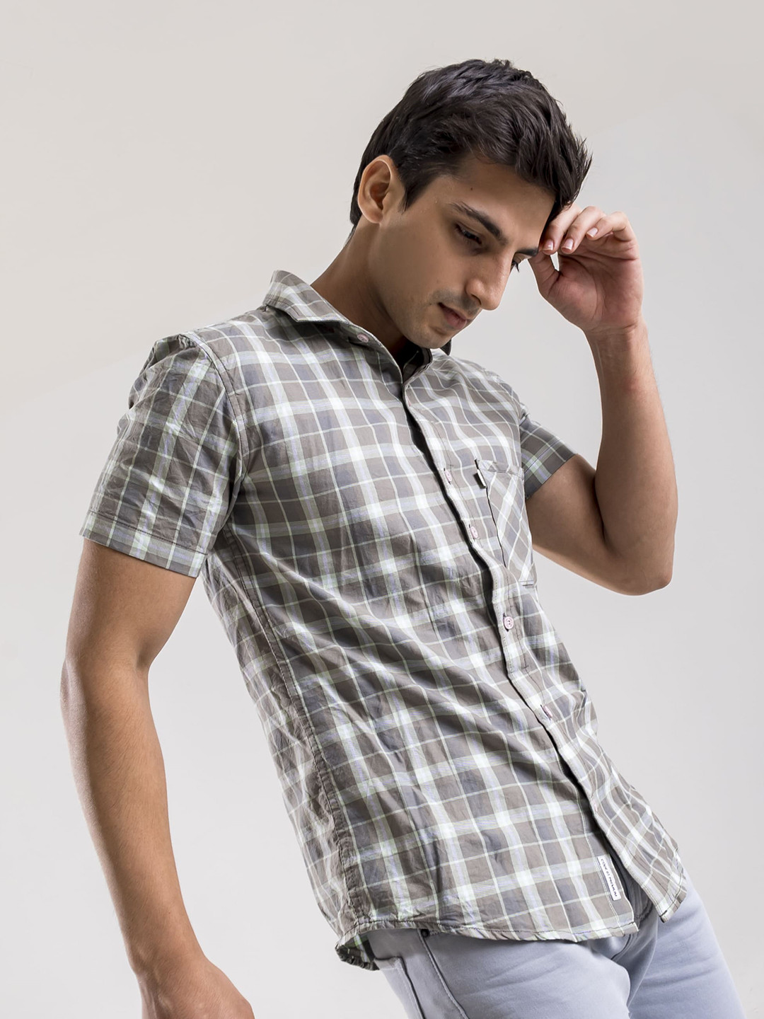 

Code 61 Men Standard Slim Fit Shepherd Checks Opaque Casual Shirt, Green