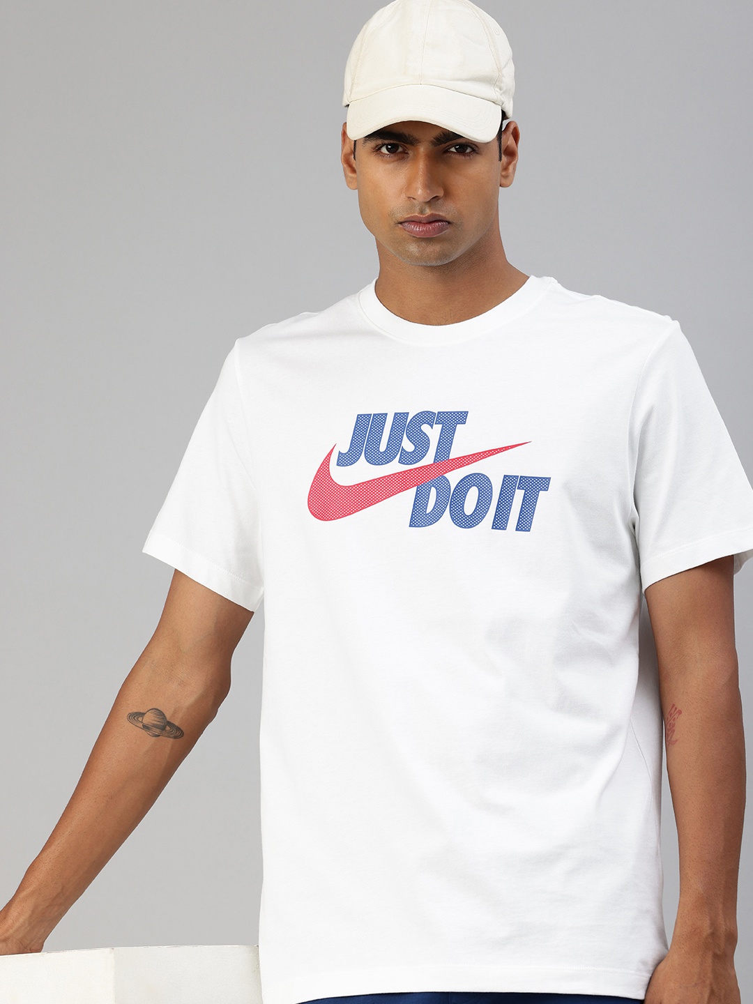 

Nike Men Sportswear T-Shirt, White