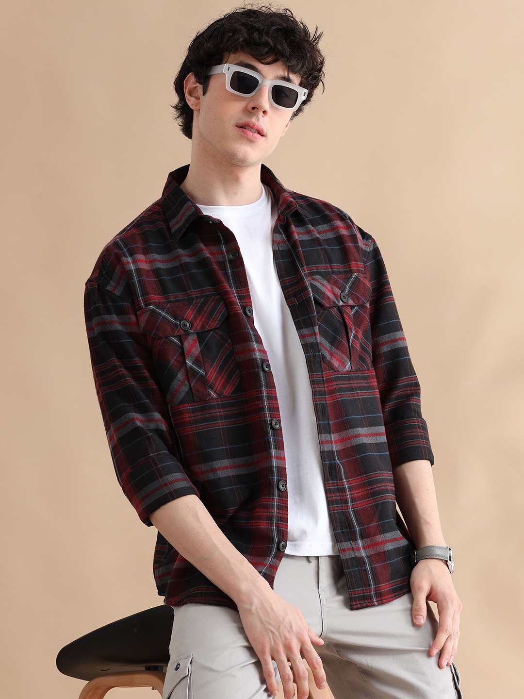 

Bushirt Men Relaxed Opaque Checked Casual Shacket, Red