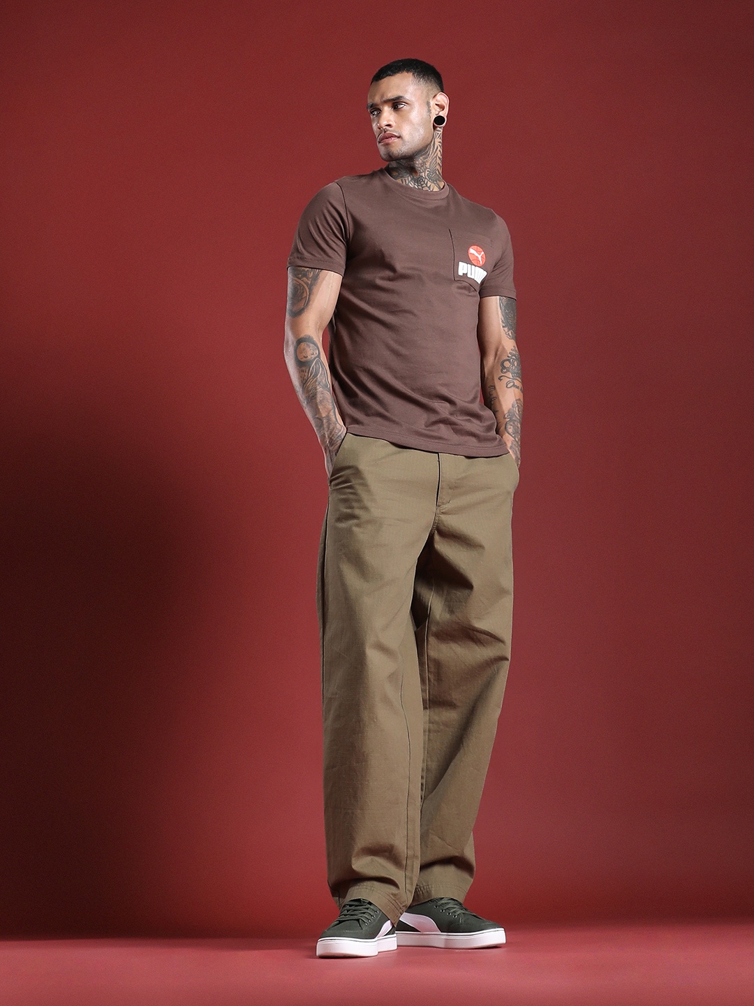

Puma ESS Pocket Logo Printed Pure Cotton Pocket Slim Fit T-shirt, Brown