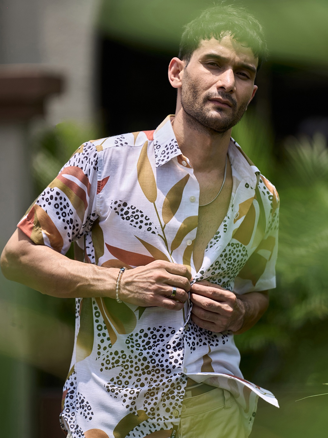 

all yours Men Classic Opaque Printed Casual Shirt, White