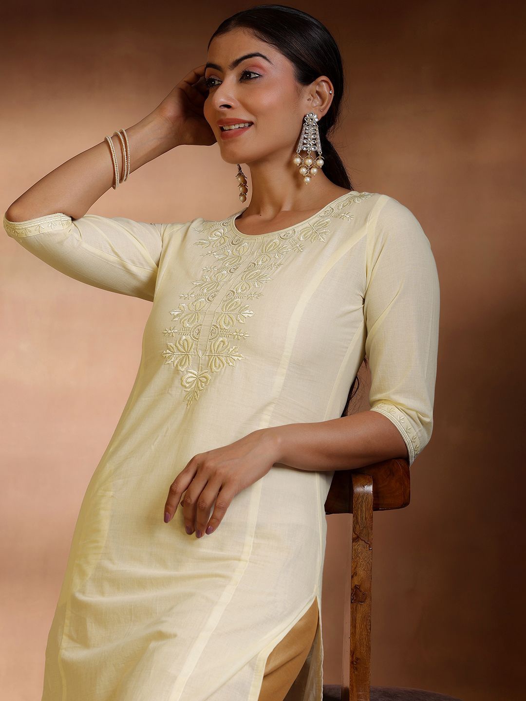 

Libas Women Floral Yoke Design Kurta, Off white