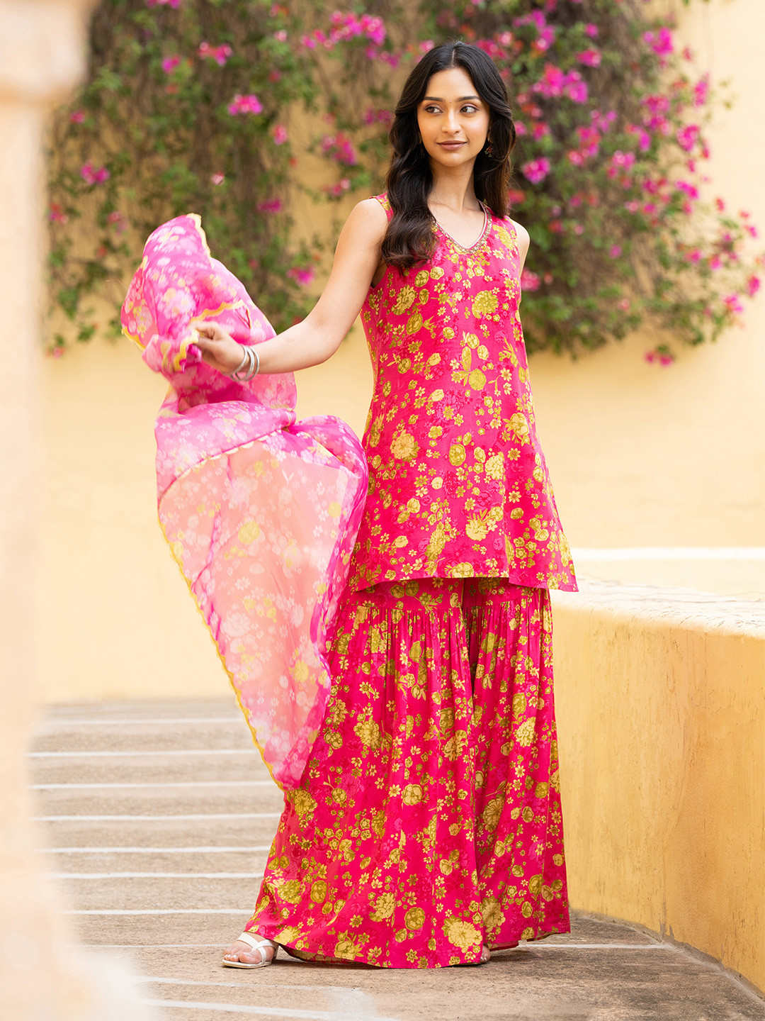 

W Women Floral Printed Regular Kurta with Sharara & With Dupatta, Pink
