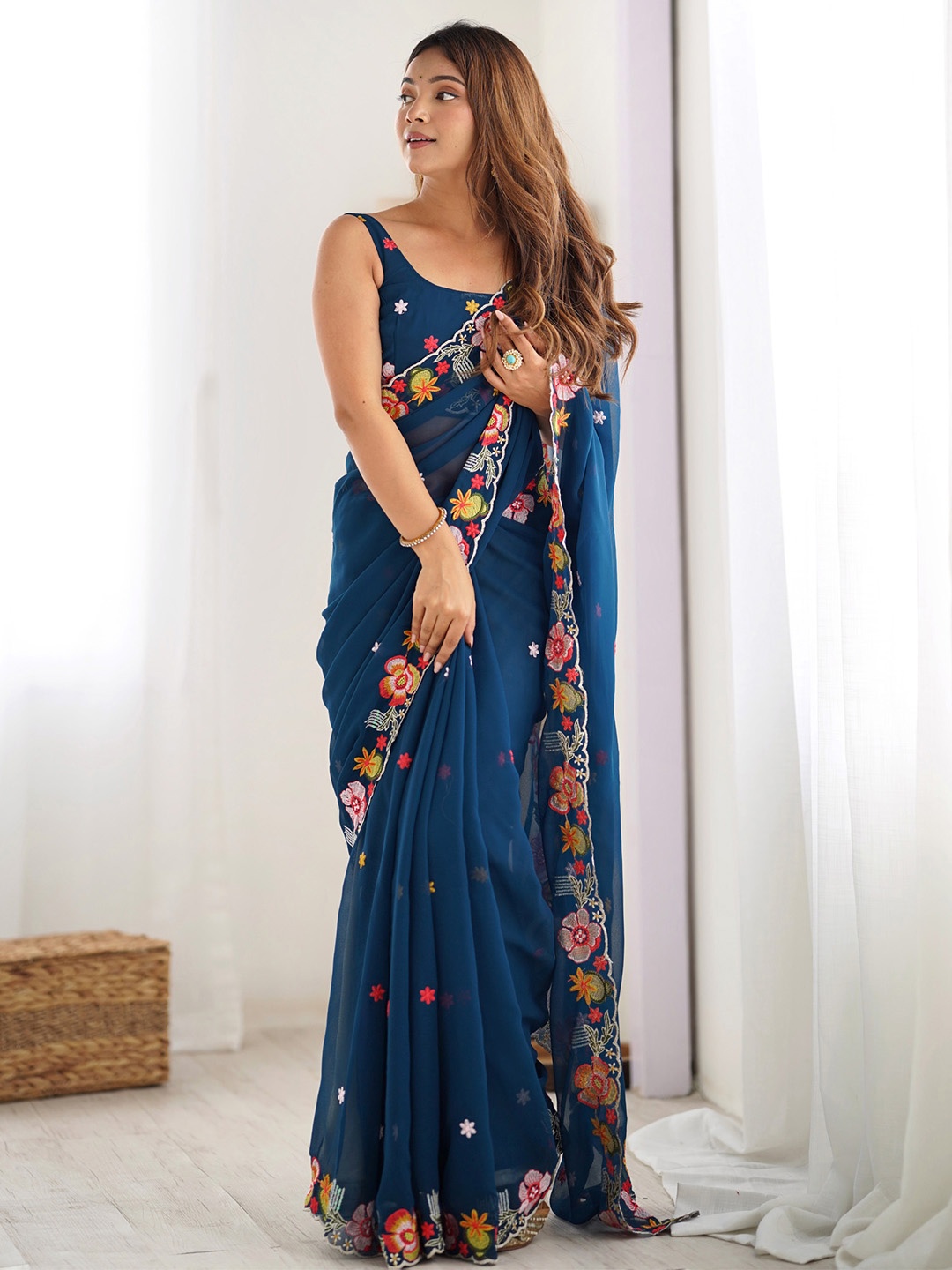 

Sangria Floral Embroidered Saree With Blouse Piece, Red