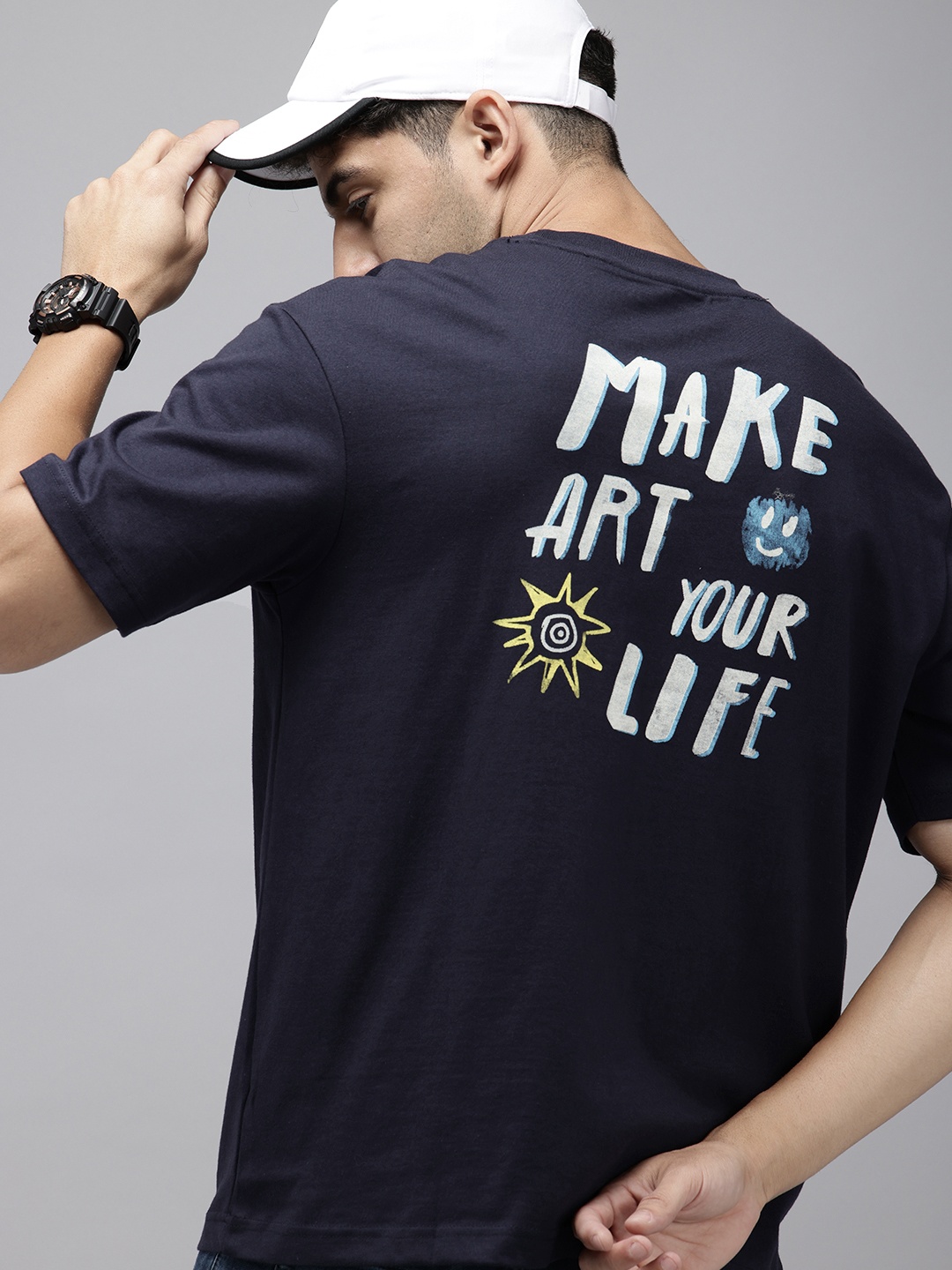 

SPYKAR Typography Printed Drop-Shoulder Sleeves Relaxed Fit T-shirt, Navy blue