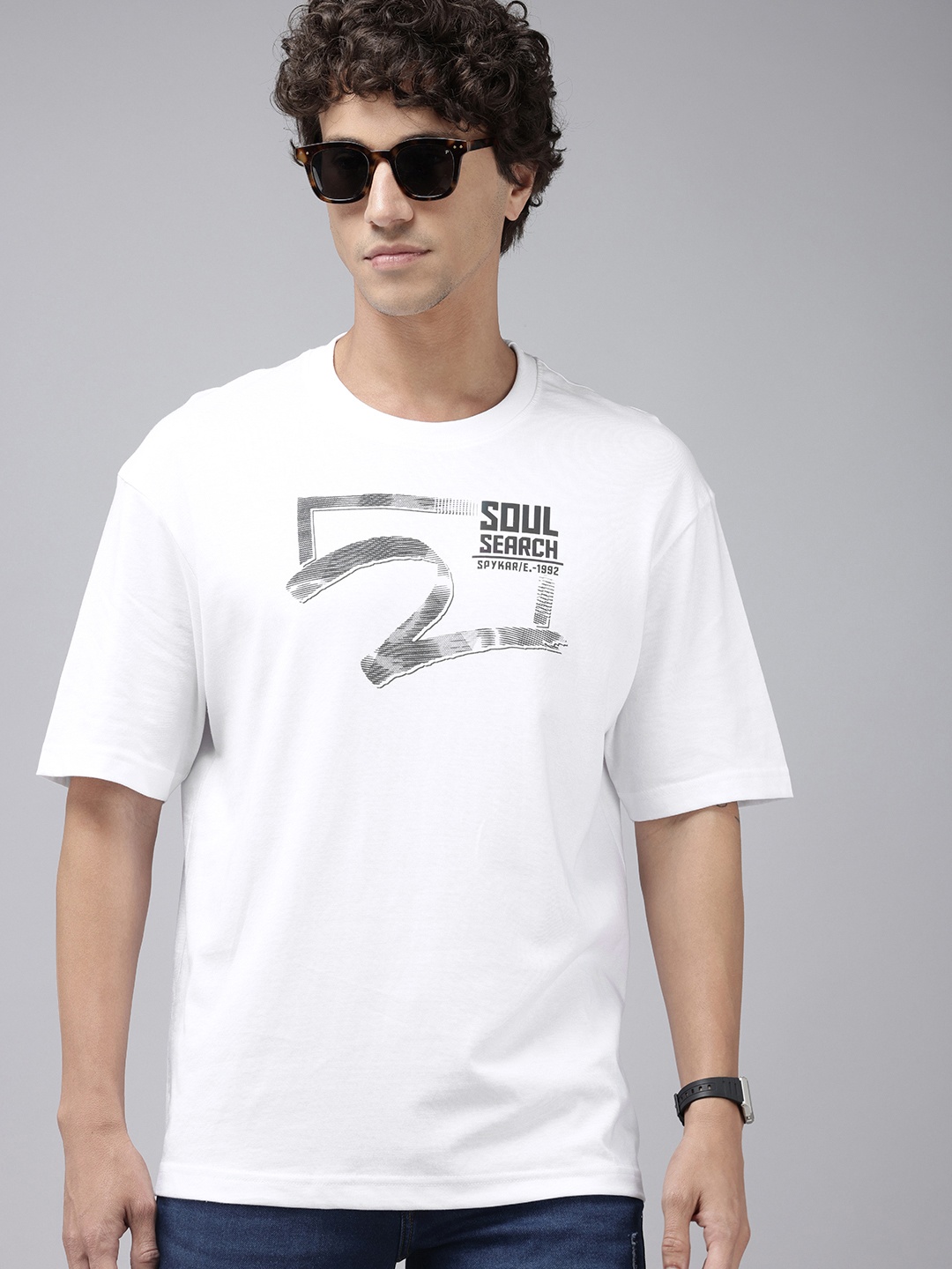

SPYKAR Typography Printed Drop-Shoulder Sleeves Oversized T-shirt, White
