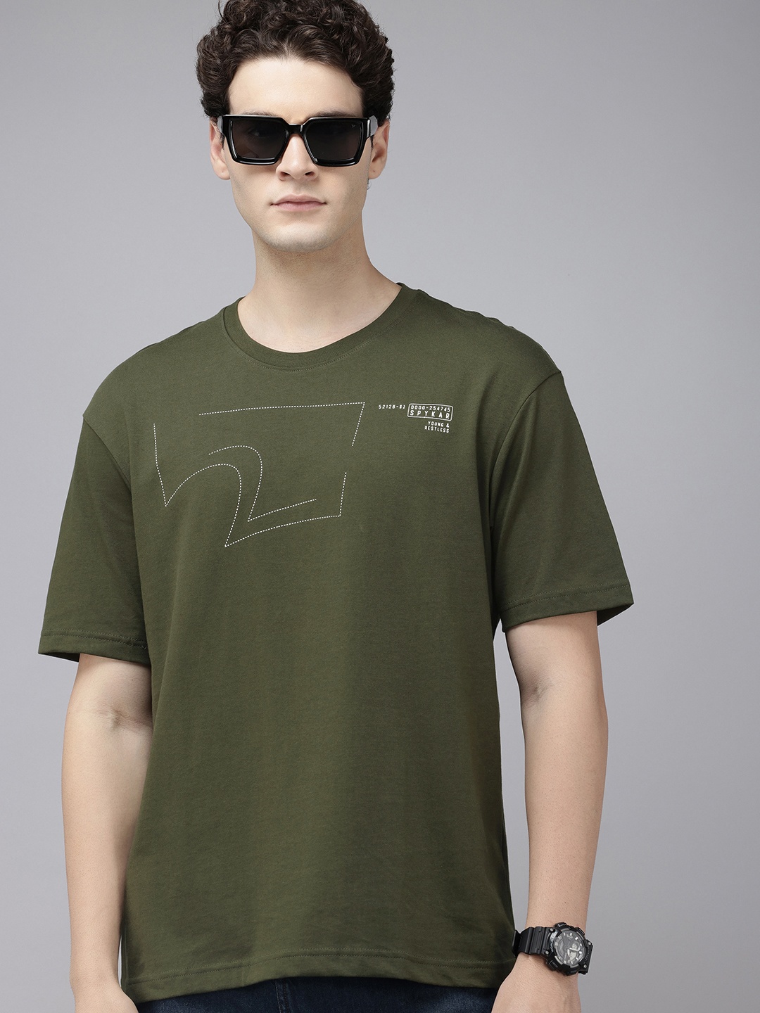 

SPYKAR Typography Printed Drop-Shoulder Sleeves Oversized T-shirt, Olive
