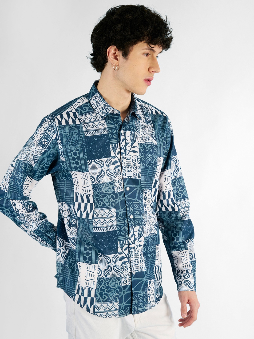 

IVOC Men Classic Spread Collar Abstract Printed Cotton Casual Shirt, Blue
