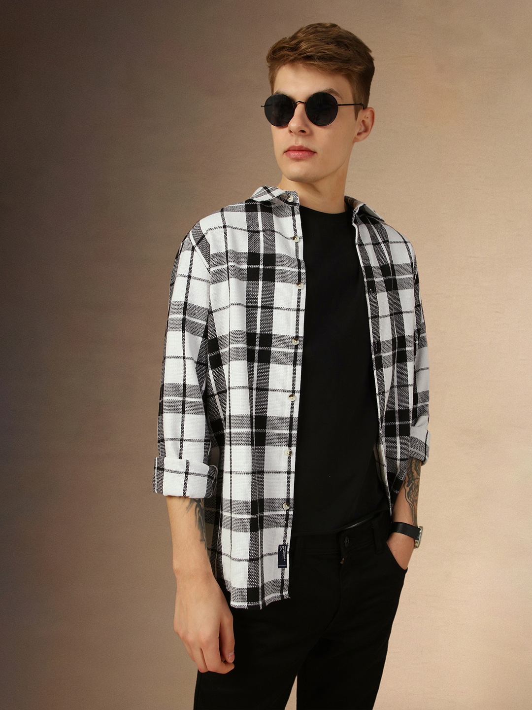 

Dennis Lingo Relaxed Fit Tartan Checks Checked Spread Collar Pure Cotton Casual Shirt, Black