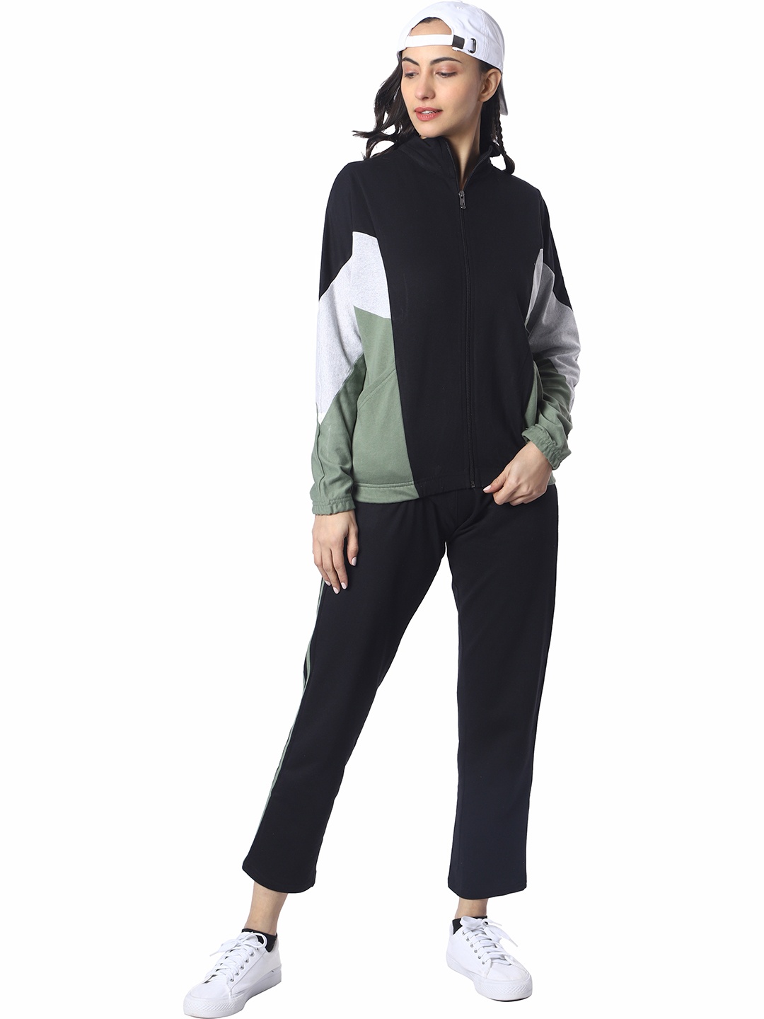 

London Hills Women Mock Collar Tracksuits, Green