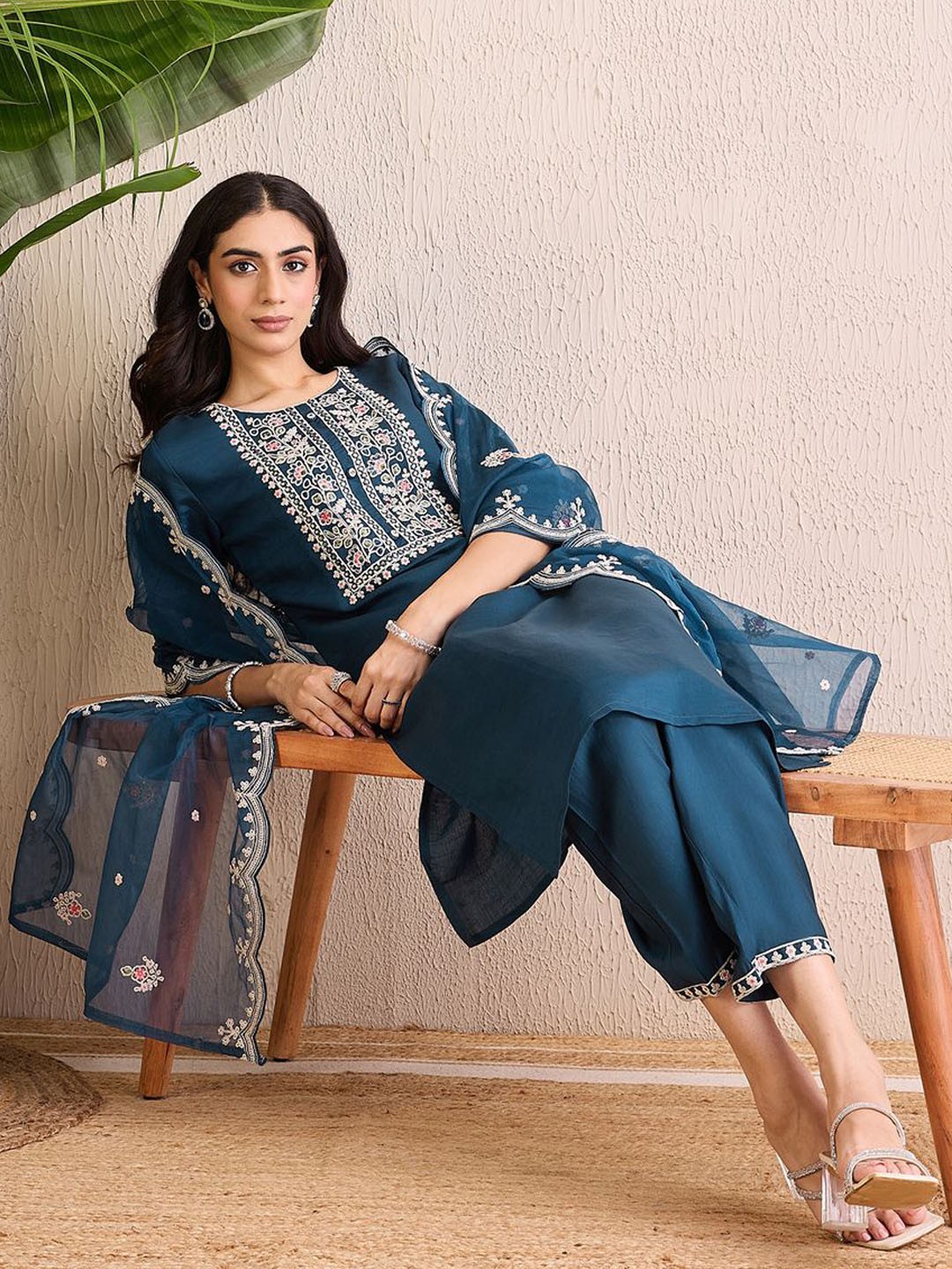 

Indo Era Women Floral Yoke Design Regular Thread Work Kurta with Trousers & With Dupatta, Teal