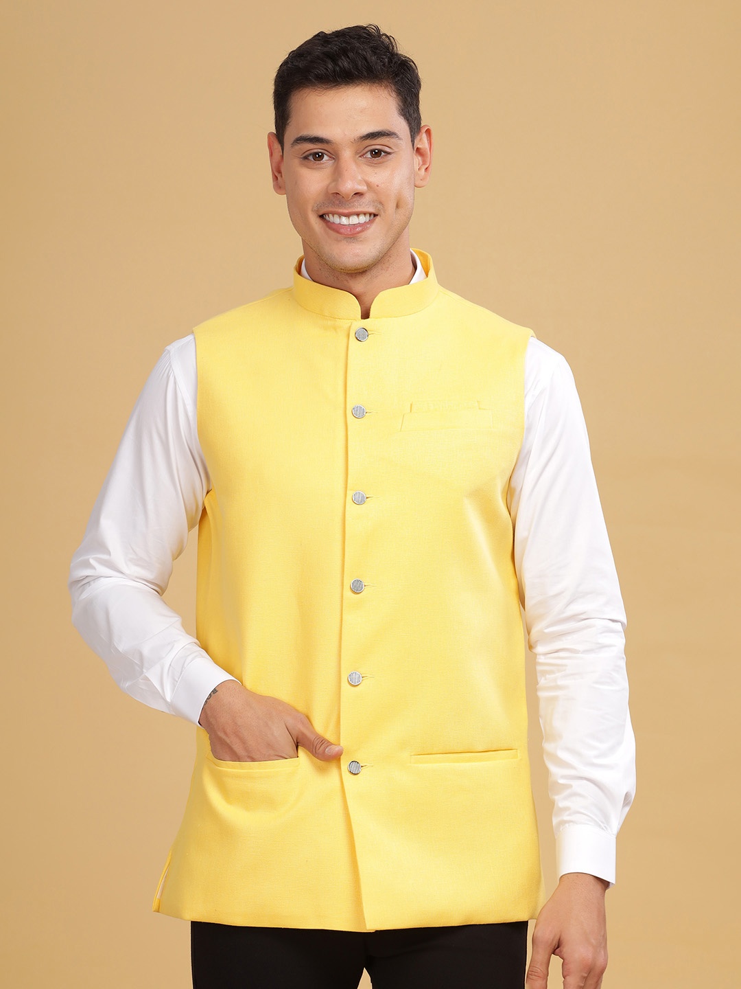 

Anouk Men Woven Cotton Nehru Jacket, Yellow