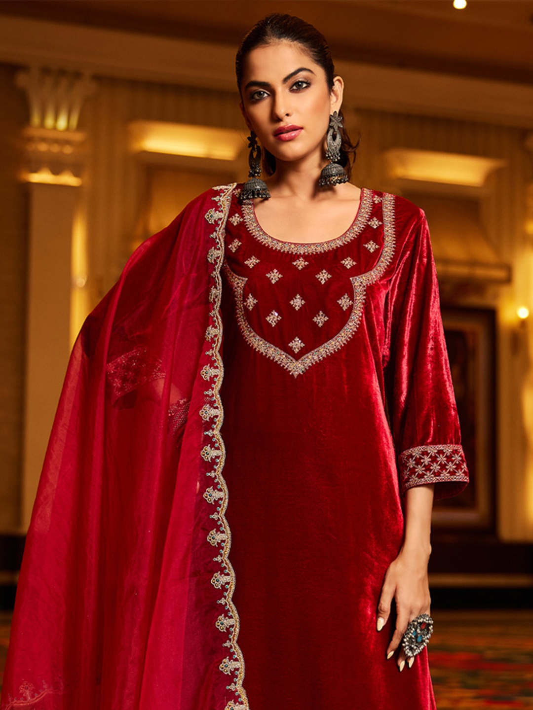 

Indo Era Women Ethnic Motifs Embroidered Regular Velvet Kurta with Trousers & With Dupatta, Red