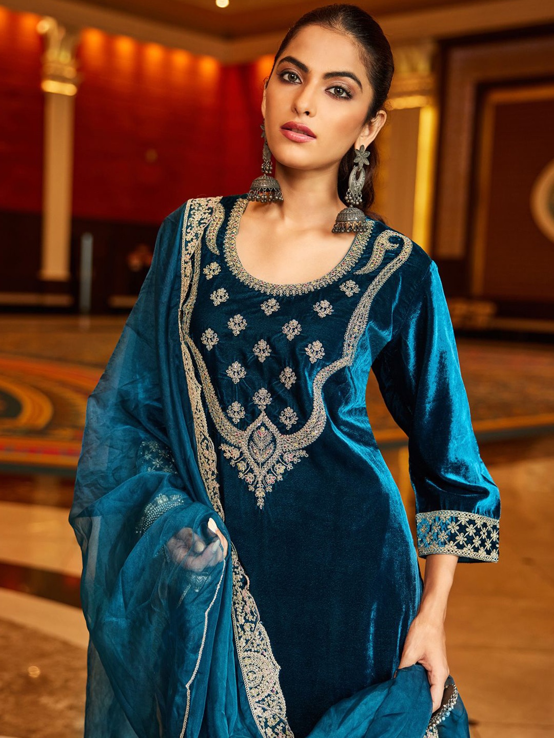 

Indo Era Women Ethnic Motifs Embroidered Regular Velvet Kurta with Trousers & With Dupatta, Blue