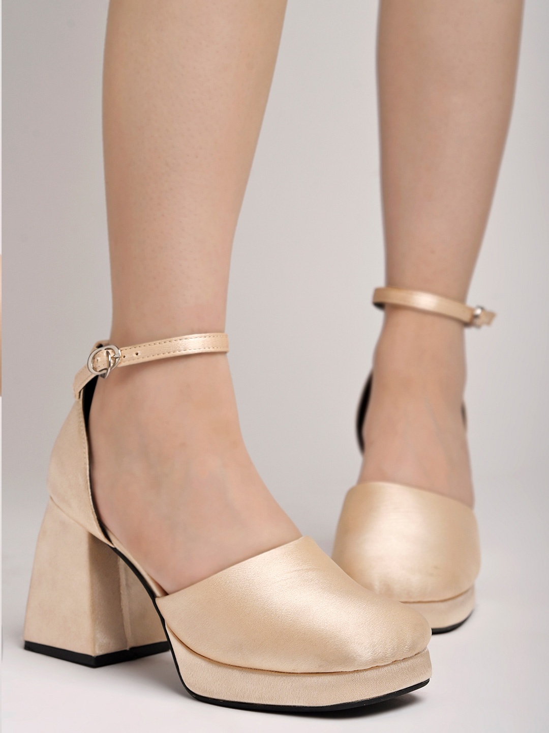 

Shoetopia Embellished Suede Party Block Pumps, Gold