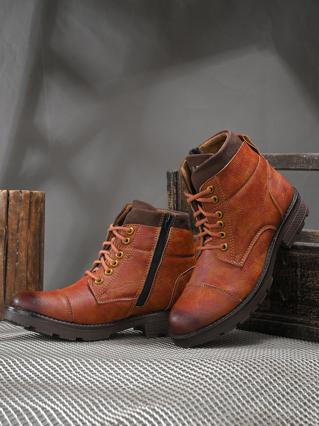 

Layasa Men Lace-Up Regular Boots, Tan