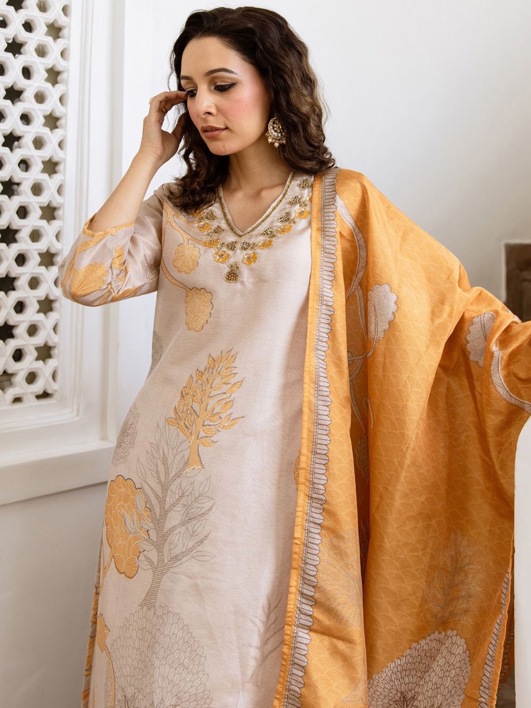 

Indo Era Women Floral Printed Regular Beads and Stones Kurta with Trousers & With Dupatta, Off white