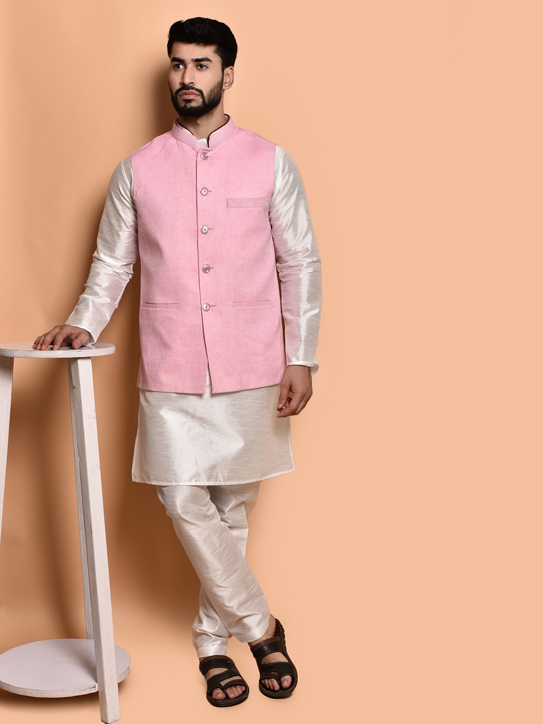 

PRINTCULTR Men Regular Pure Silk Kurta with Trousers, White