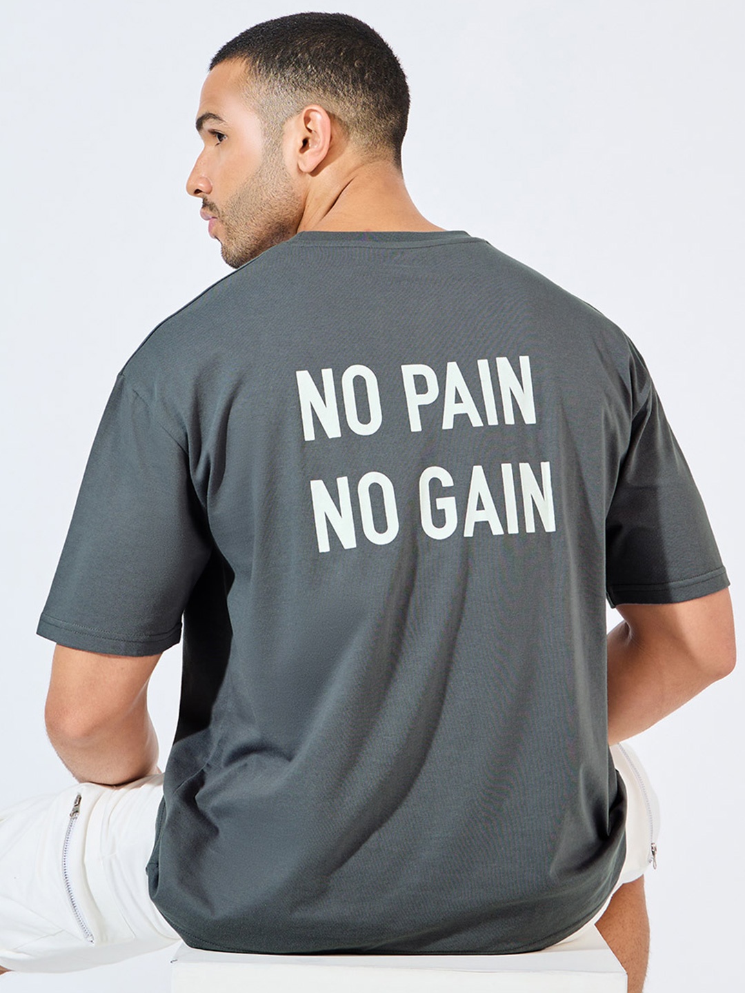 

Styli Men Cotton Rich Oversize Athleisure T-shirt with Typography Print, Grey