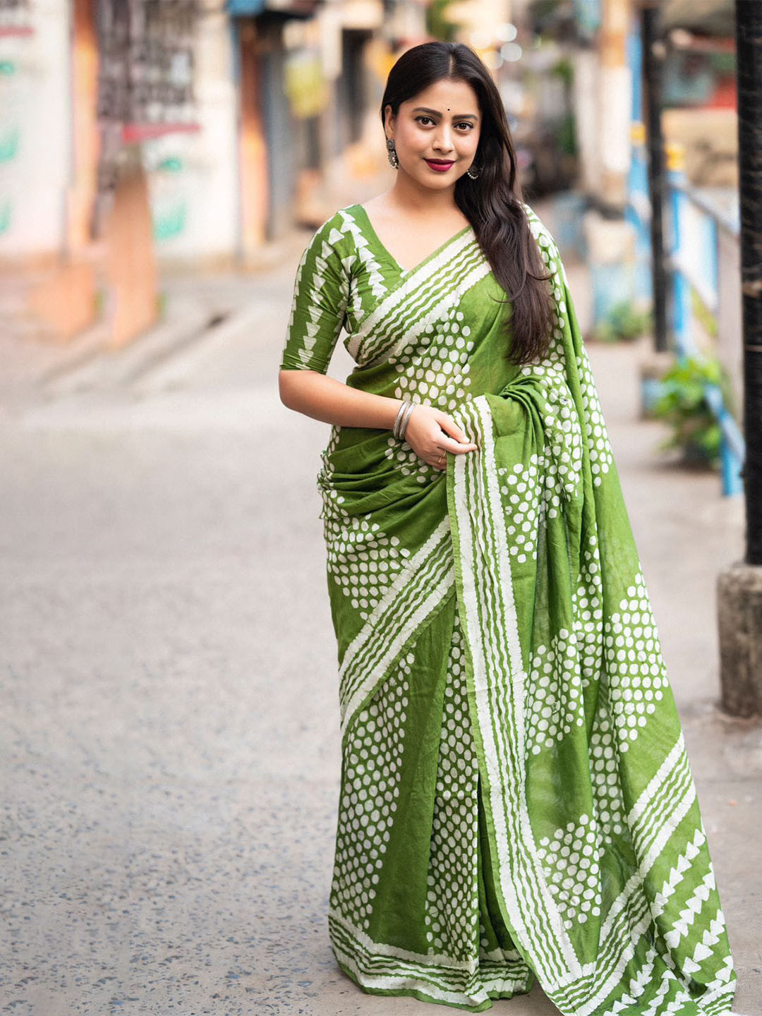

STAVA CREATION Women Geometric Printed Daily Saree, Green