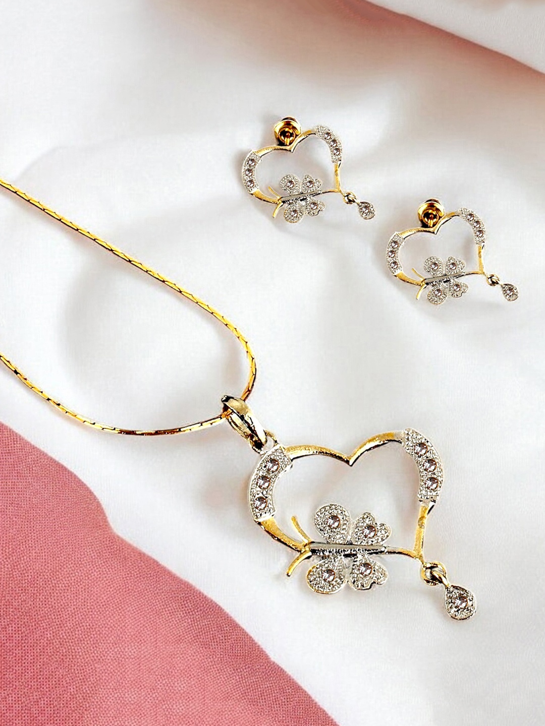 

LUCKY JEWELLERY 18K Gold Plated American Diamond Studded Jewellery Set