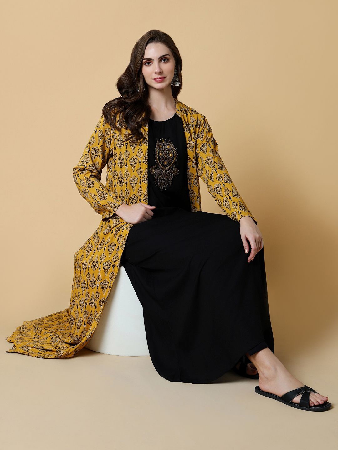 

SHOWOFF Thread Work Indie Prints A-Line Kurta with Shrug, Yellow