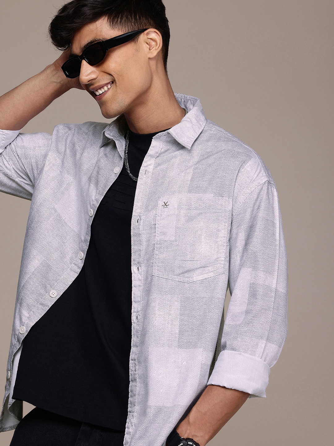 

WROGN Printed Drop-Shoulder Sleeves Oversized Casual Shirt, Grey