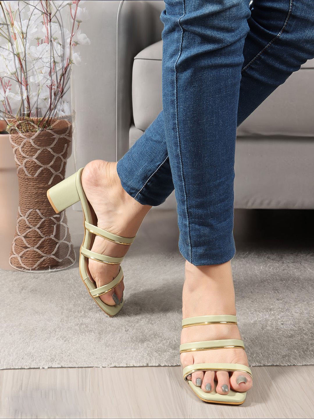 

DressBerry Women Textured Block Sandals, Green