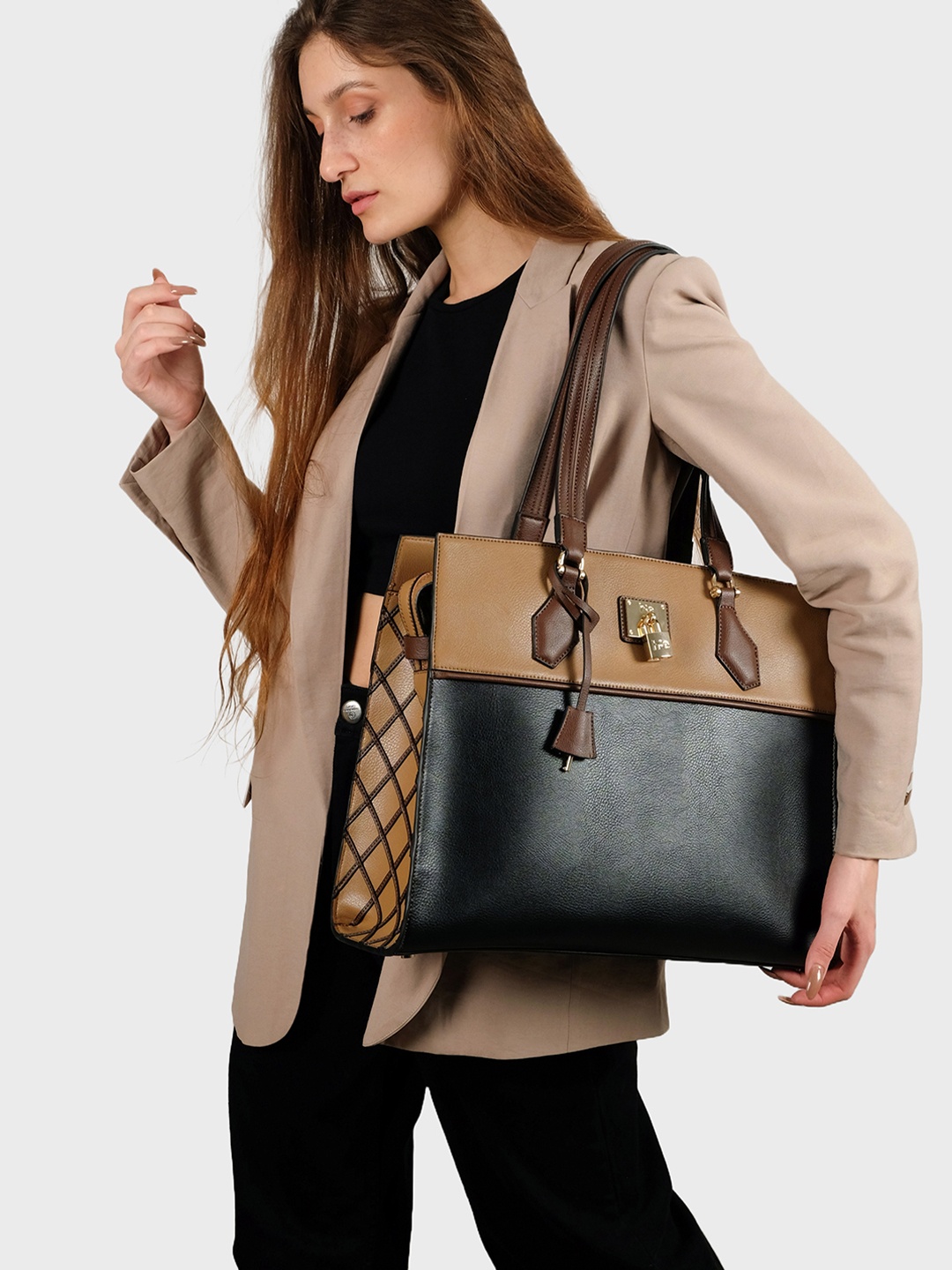 

HIE Women Colourblocked Structured Shoulder Bag, Black