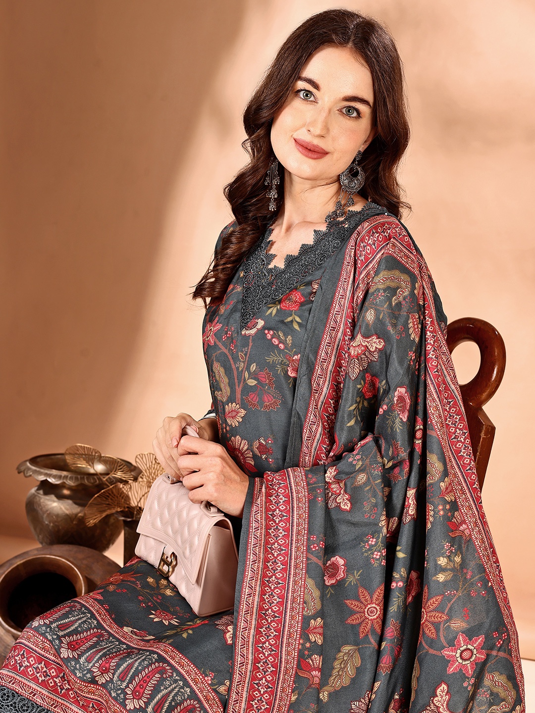 

JIVORA Ethnic Motifs Printed Pure Silk Straight Kurta With Pyjamas & Dupatta, Grey