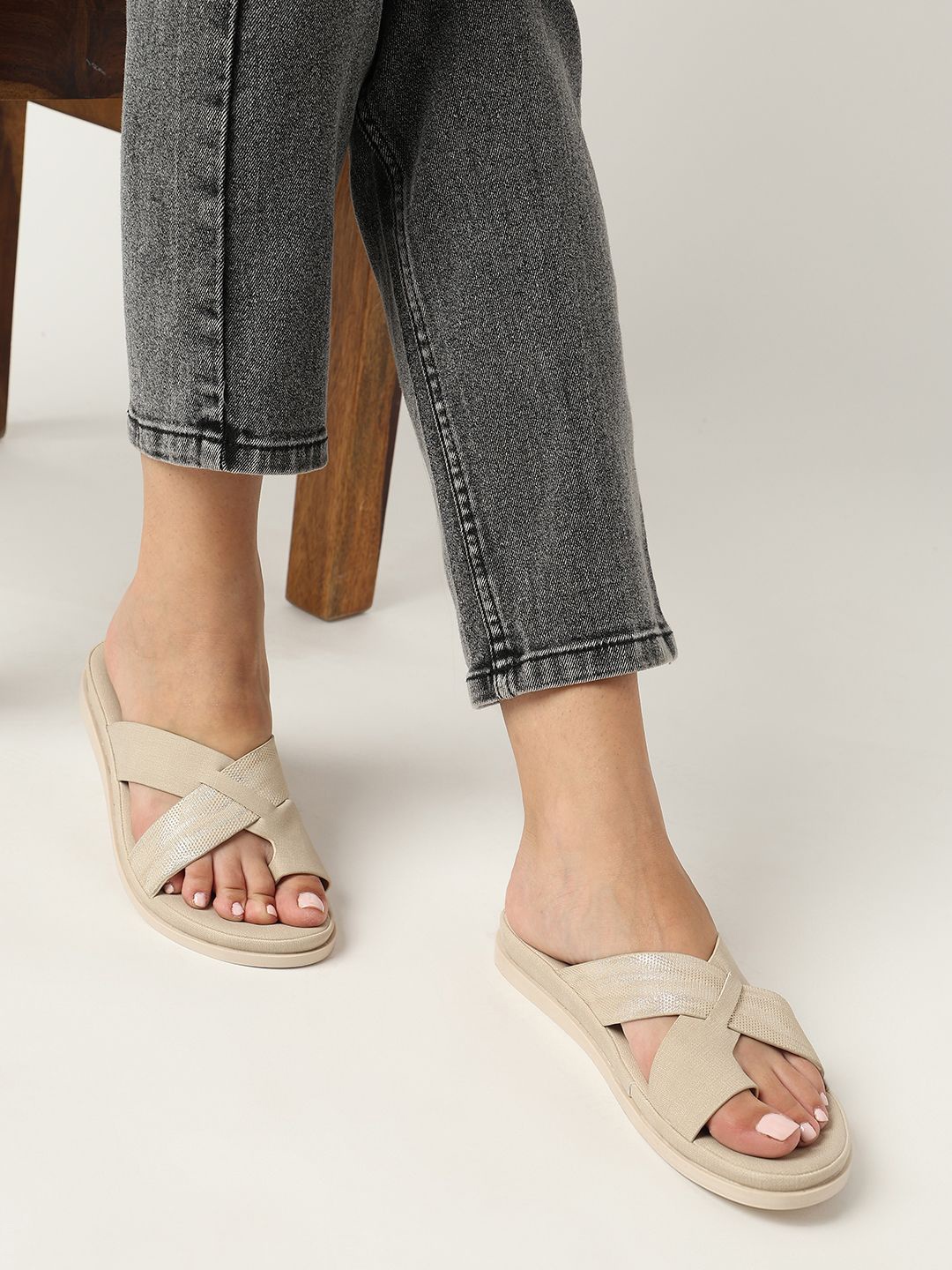

Marc Loire Women Slip-On One Toe Flats, Cream