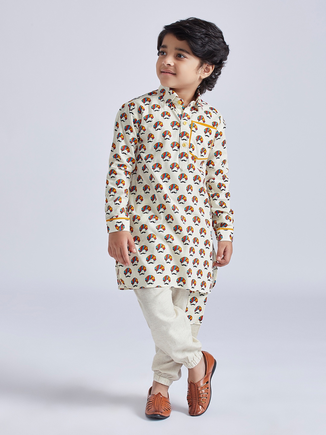 

VASTRAMAY Boys Quirky Printed Pathani Kurta With Pyjama, Cream