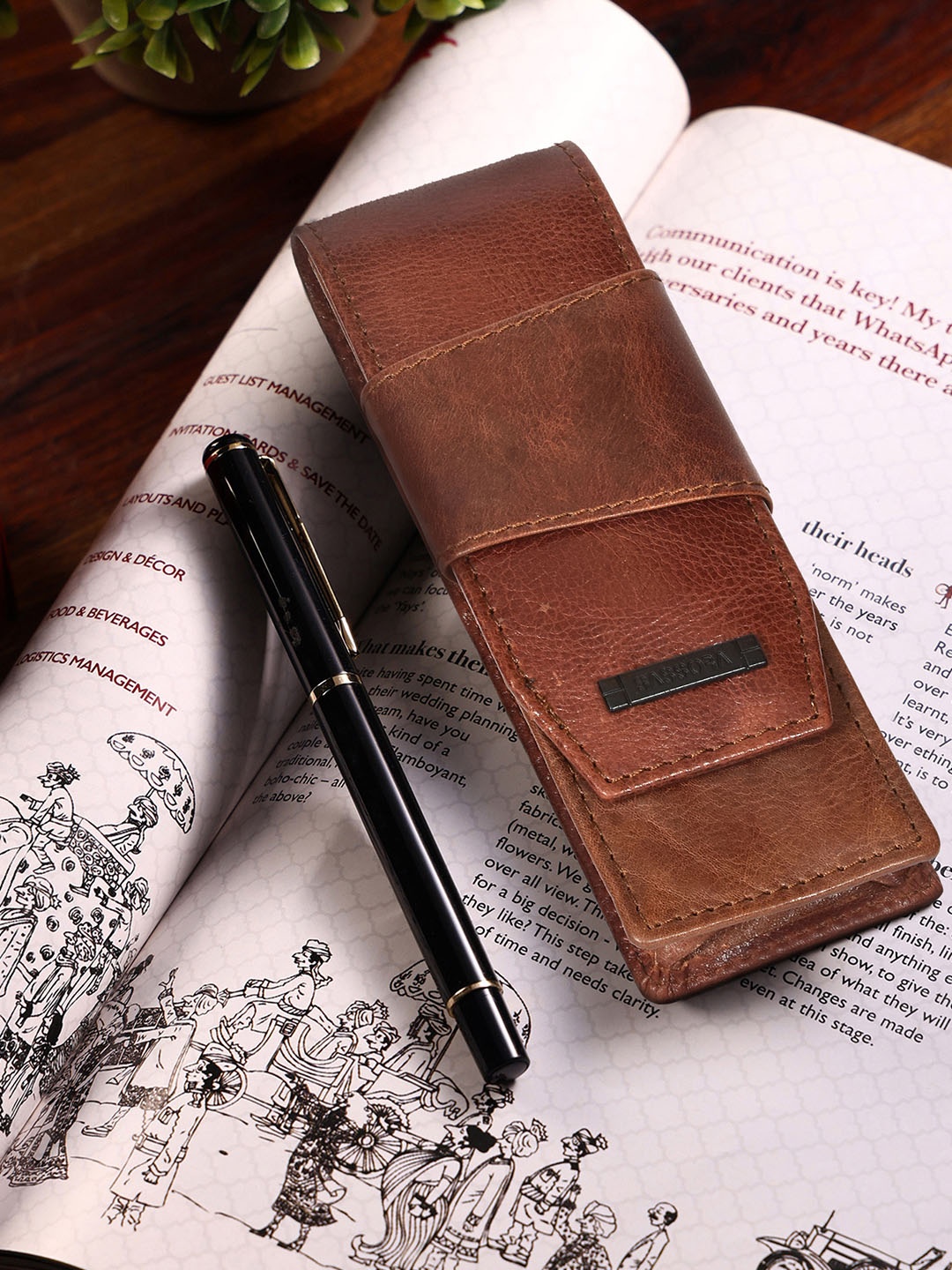 

Sassora Brown Genuine Leather Medium Size Pencase Holder Stationery
