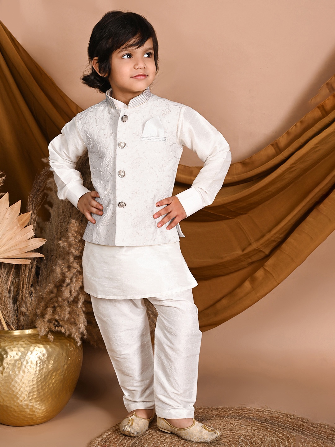 

Pehanaava Boys Mandarin Collar Kurta with Pyjamas & Waistcoat, White