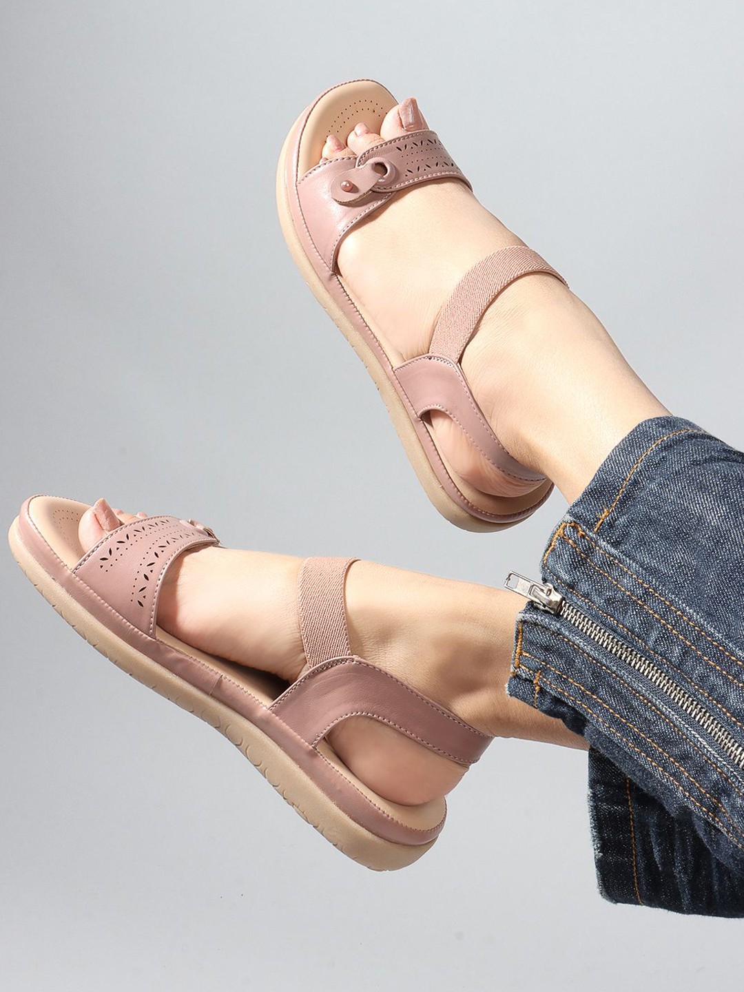 

The Roadster Lifestyle Co Women Open Toe Flats Comfort Flats, Nude