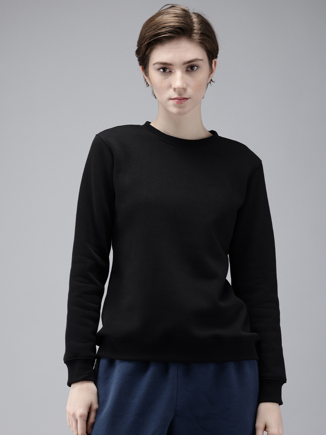 

Wildcraft Solid Round-Neck Pullover Sweatshirt, Black