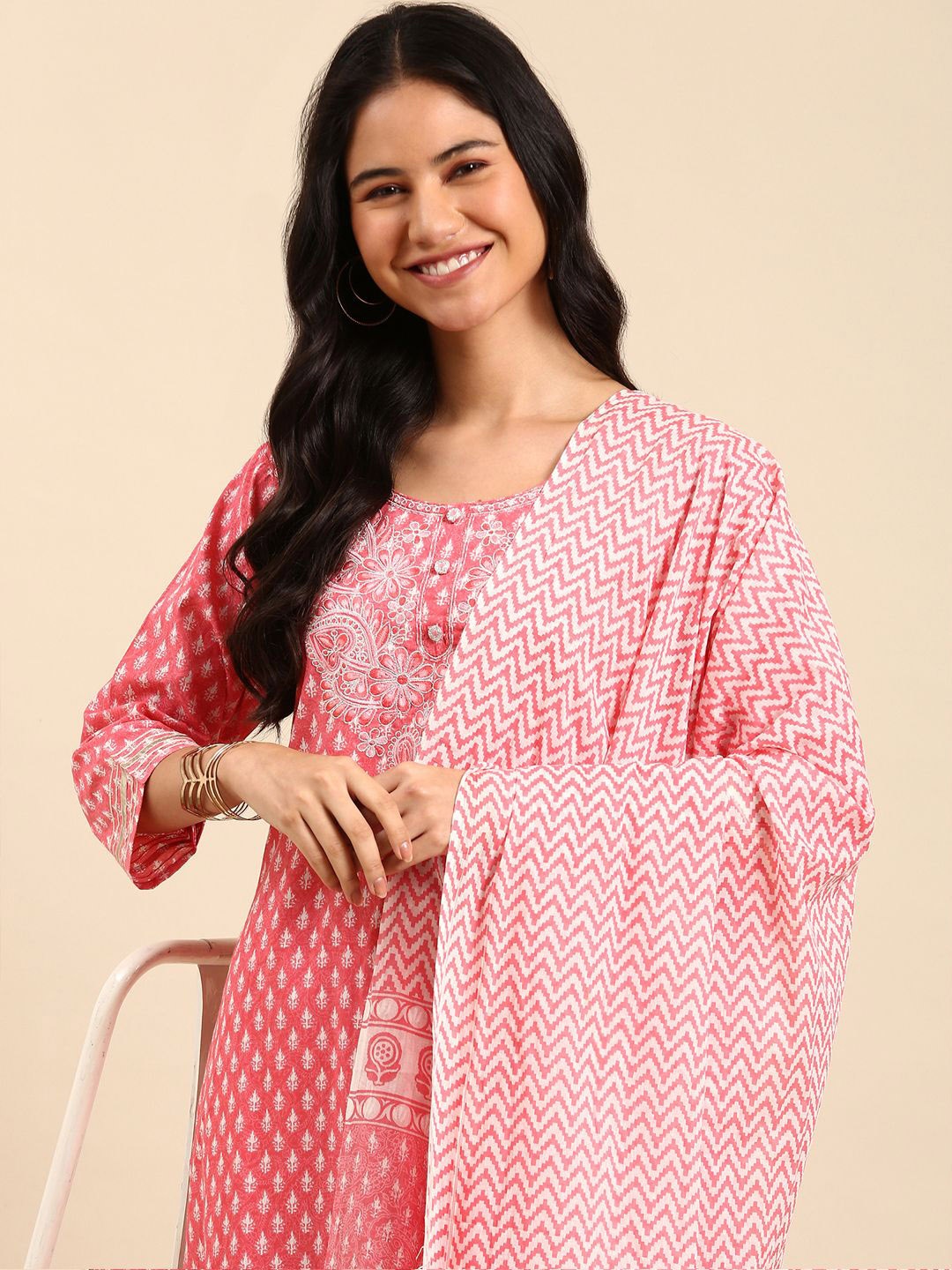 

SHOWOFF Ethnic Motifs Printed Thread Work Straight Kurta with Trousers & With Dupatta, Pink