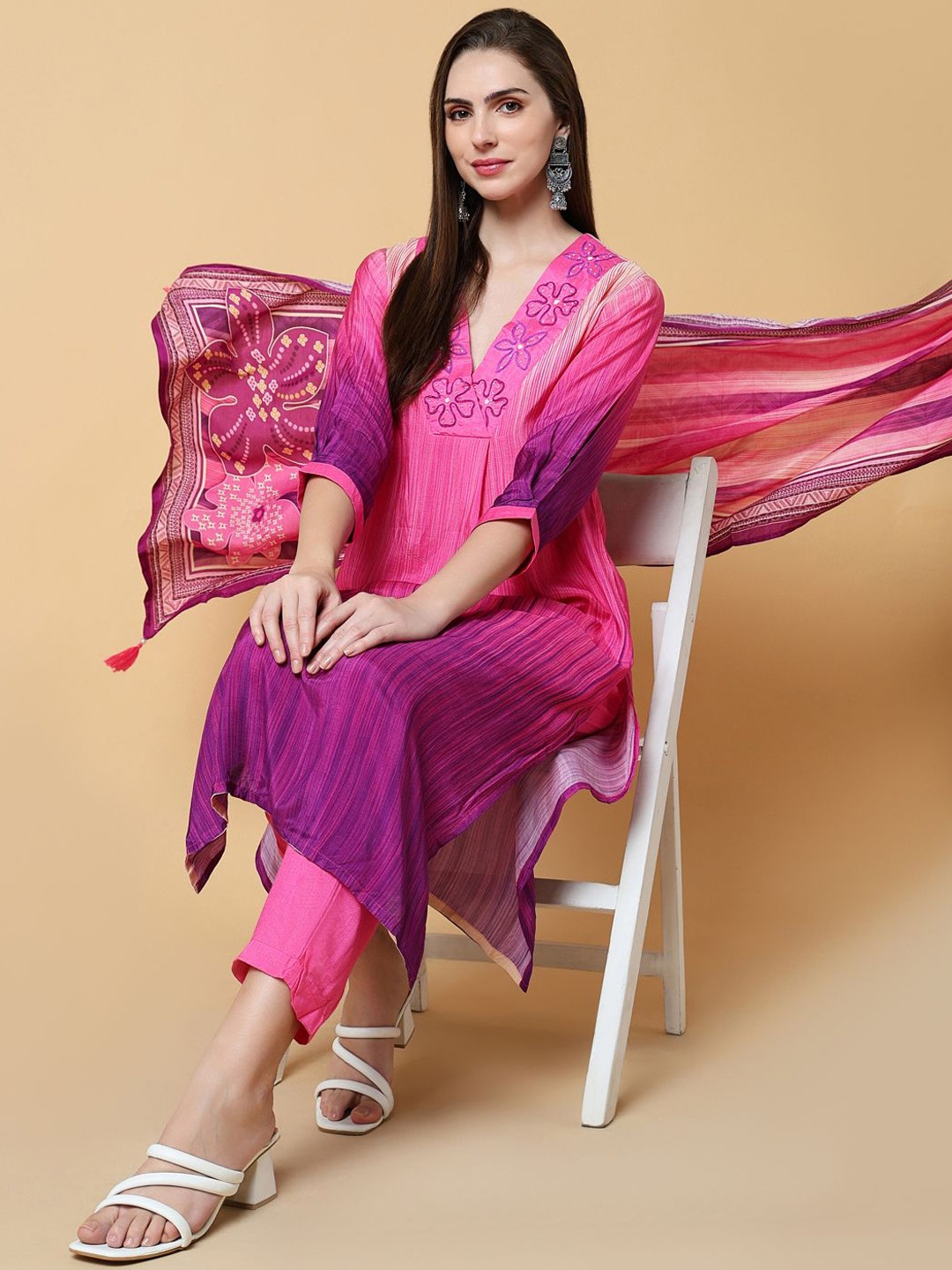 

SHOWOFF Embroidered Thread Work Silk Crepe Straight Kurta with Trousers & With Dupatta, Pink