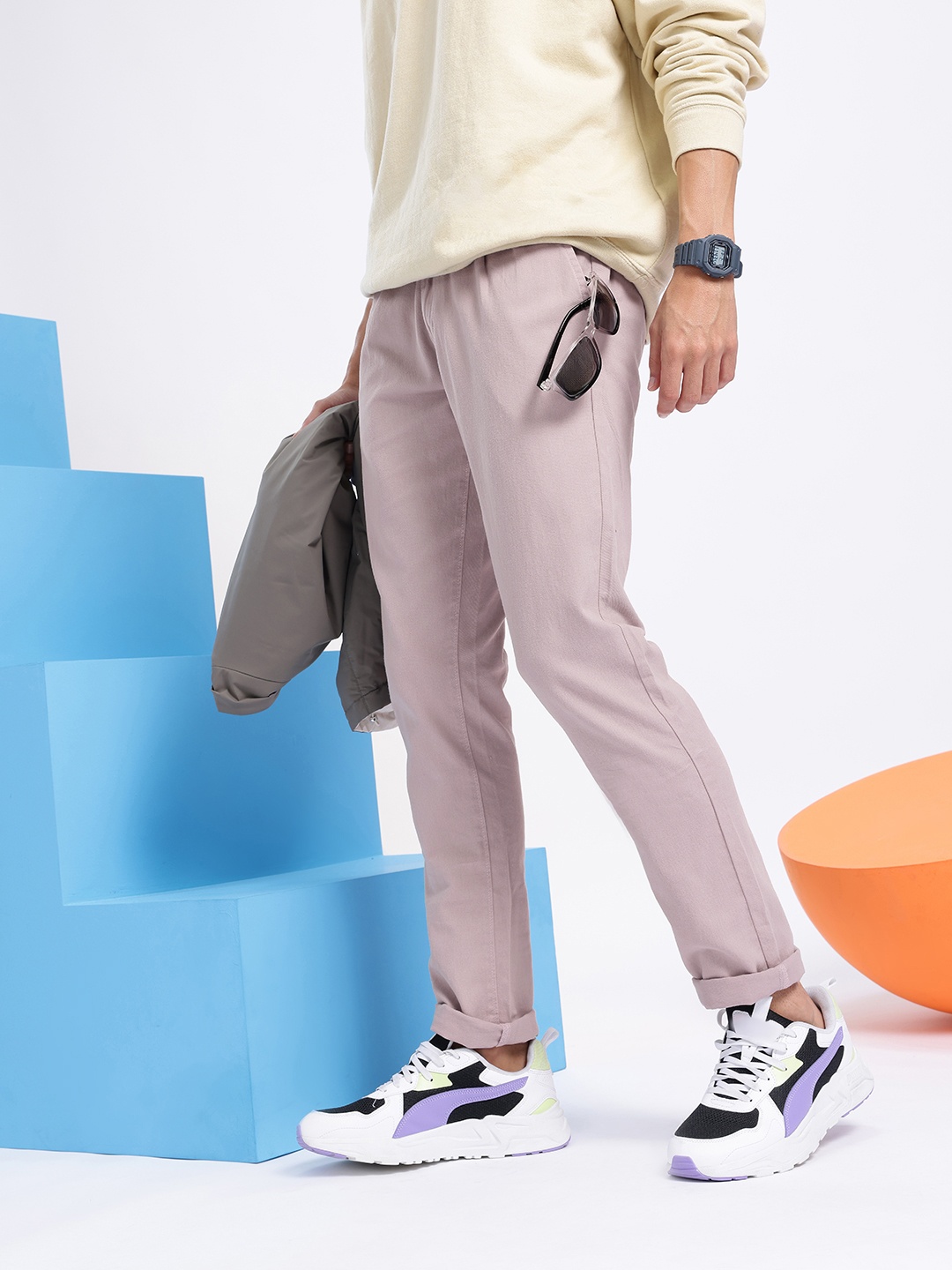 

Aeropostale Men Regular Fit Trousers, Lavender