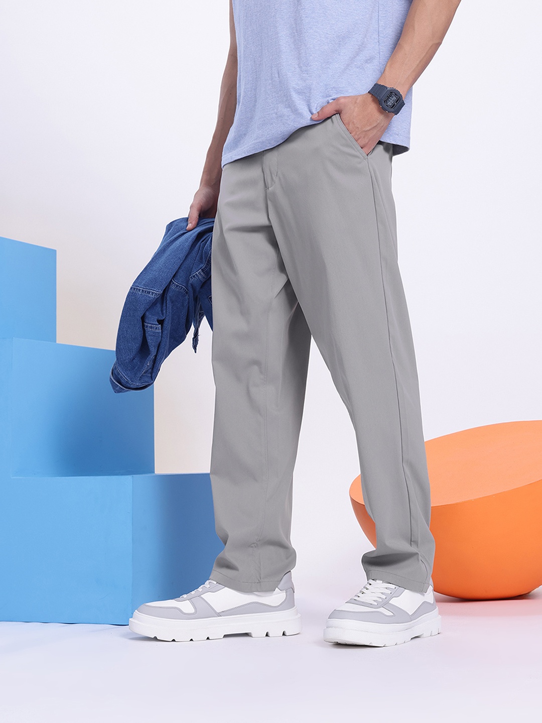 

Aeropostale Men Regular Fit Chinos, Grey