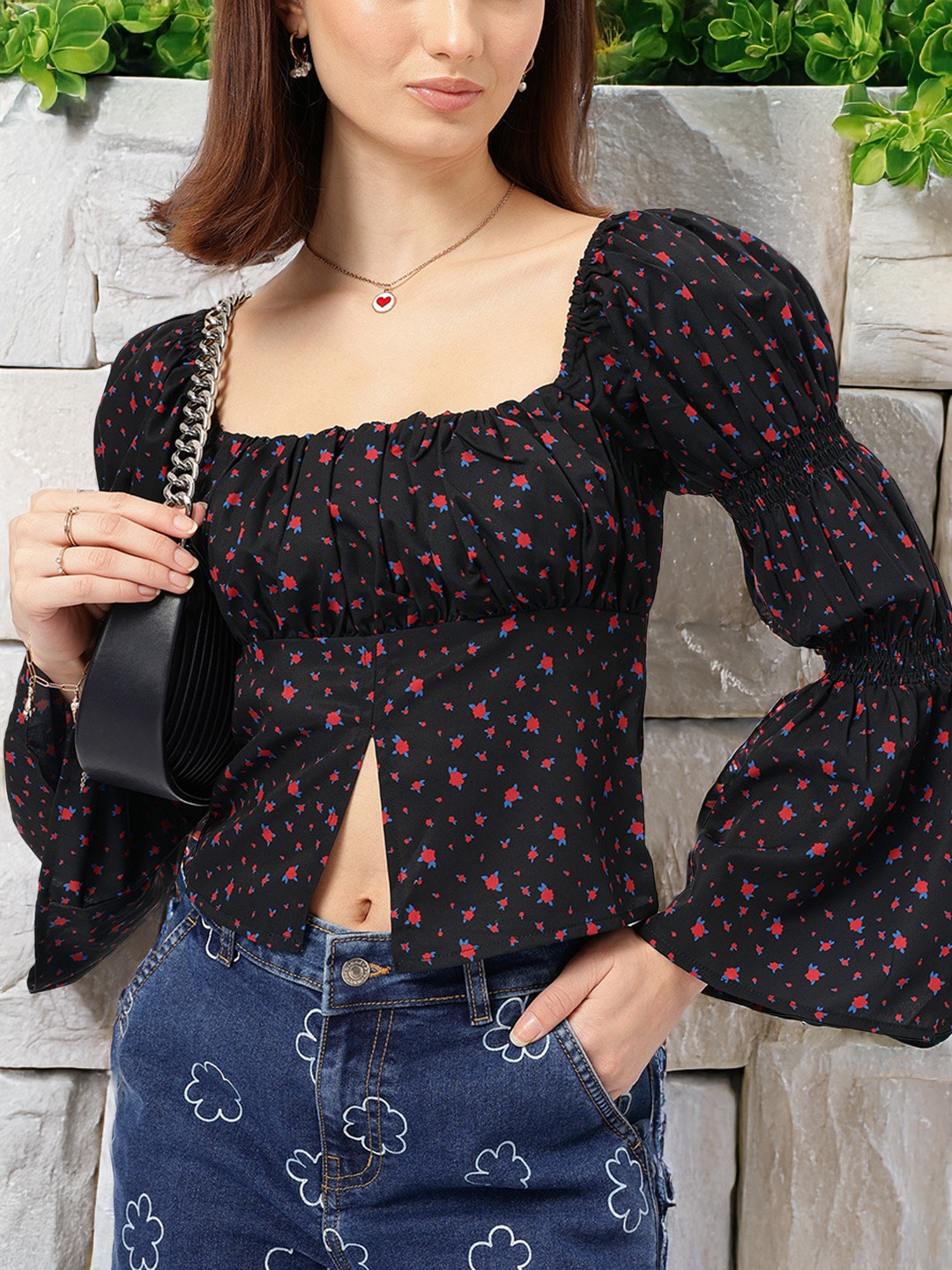 

DressBerry Floral Frenzy Printed Crop Top with Slit, Black