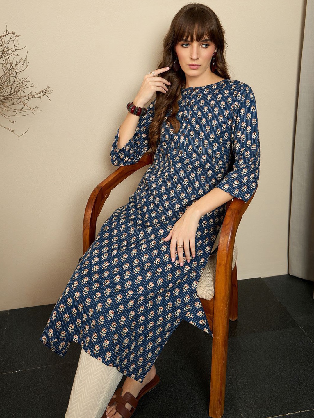 

Indo Era Ethnic Motifs Printed Round Neck Pure Cotton Straight Kurta, Blue