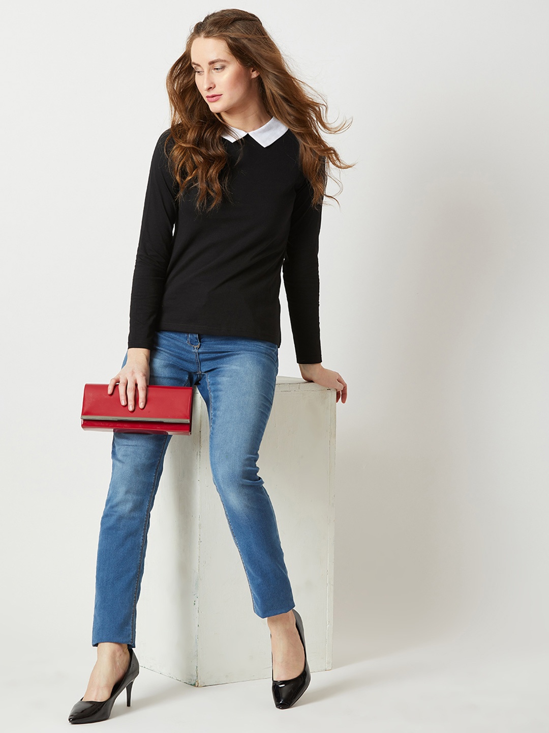 

Chemistry Women Cotton Solid Buttoned Top, Black