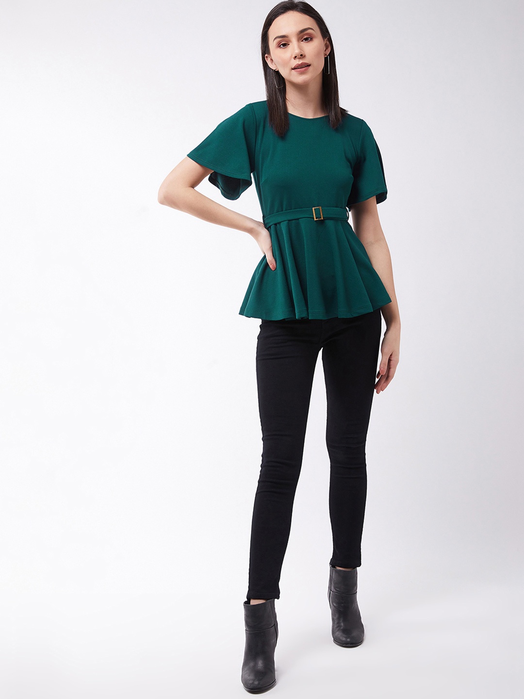 

Chemistry Green Solid Polyester Slim Fit Round Neck Short Sleeve Regular Length Top